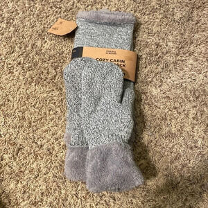 Field and stream cozycabin combo pack glove, and neck gaiter